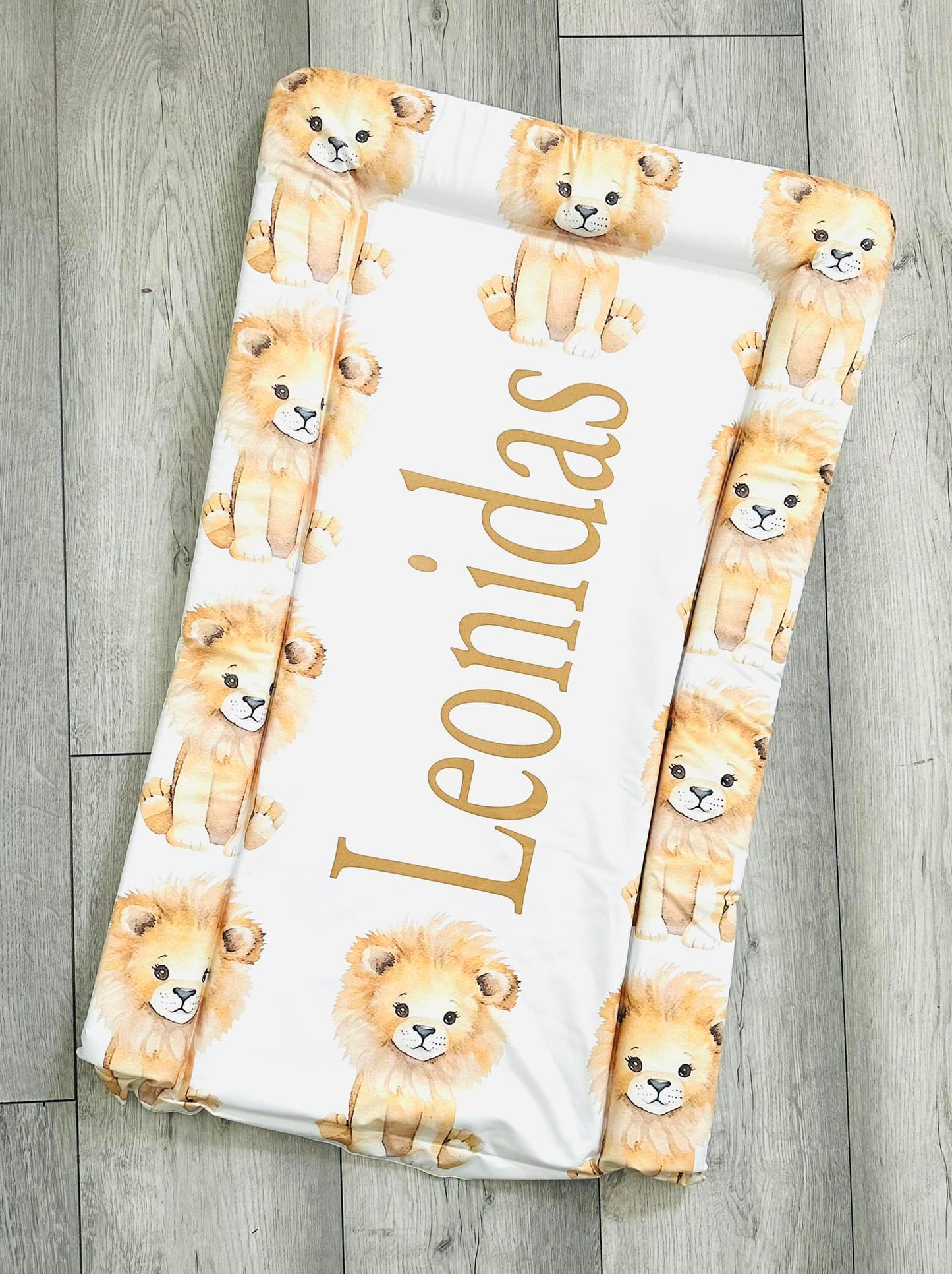 Lion changing mat