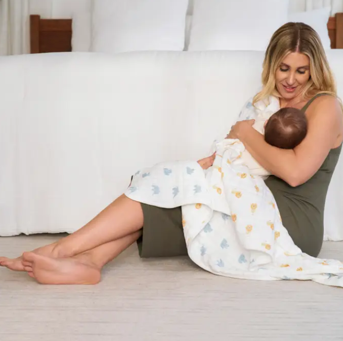 Essentials Cotton Muslin Blanket animal kingdom (120cm)