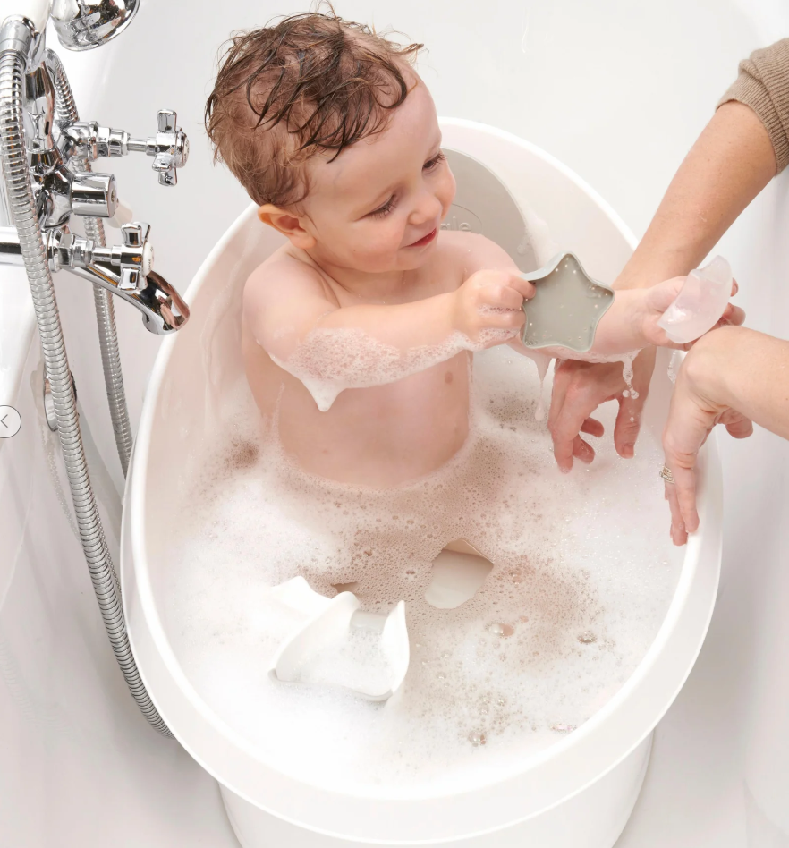 Toddlers shnuggle Personalised bath set Disney Micky and Friends 12-4 years