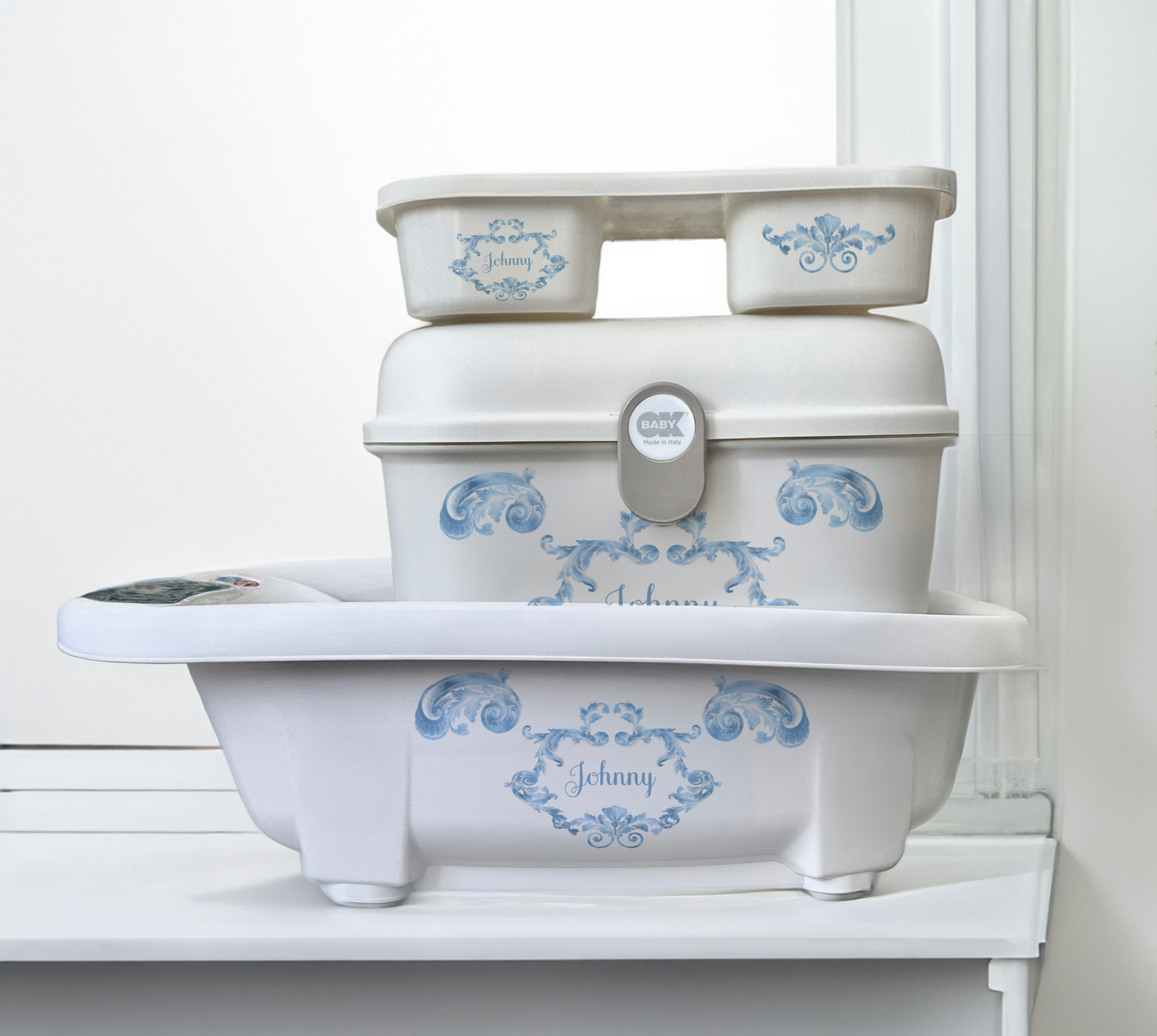 Aqua scale & Ok Baby Bath Swirl blue