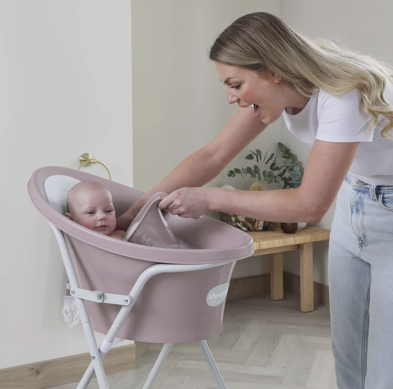 Shnuggle Baby Blossom Bath Care Set